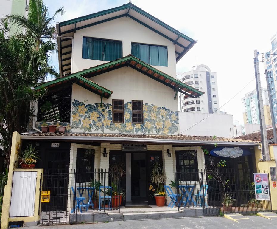Pousada Flor Amarela Balneario Camboriu Bagian luar foto